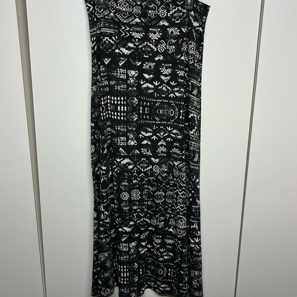 Massimo Maxi Skirt - Picture 1 of 13